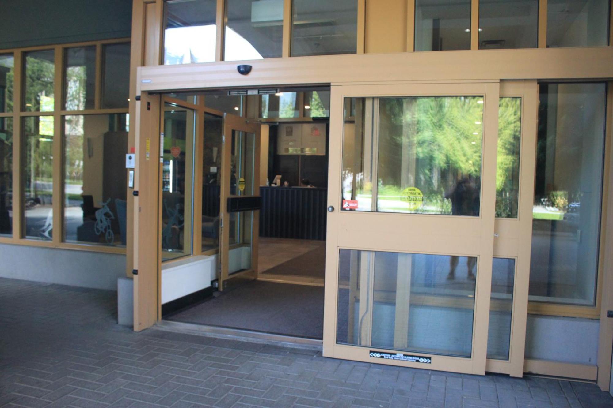 Spring Summer Special Cascade Lodge Suite Wifi 2 Hot Tubs Pool Gym Sauna Ski & Bike Storage Room Whistler Exteriör bild